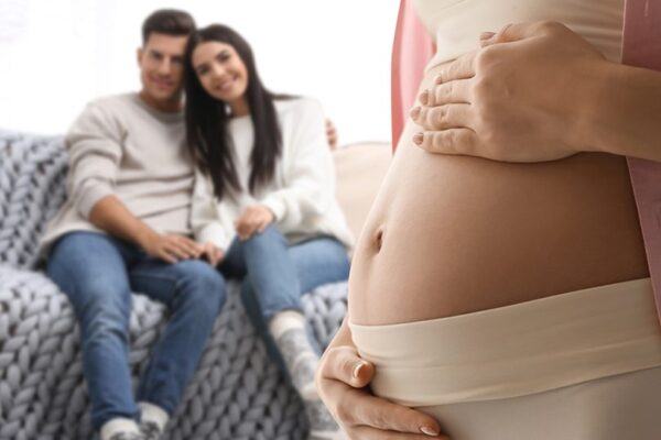 Por qué a las mujeres con diagnóstico de cáncer a menudo se les recomienda únicamente la maternidad subrogada